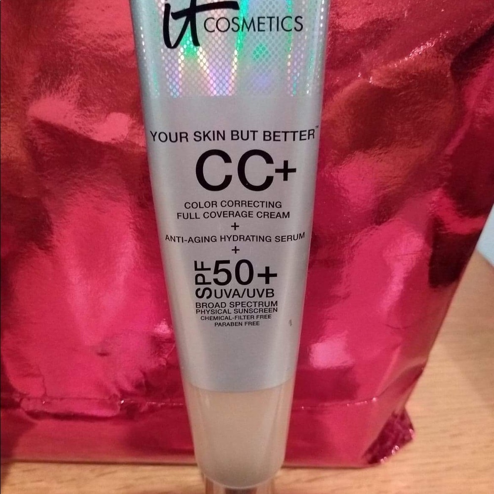 it Cosmetics CC+ Anti-aging serum cream